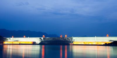 Energy_Hydro_Dam by night
